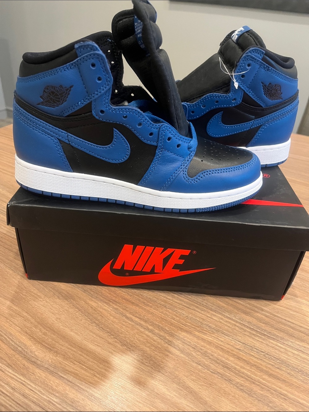 Air Jordan 1 Retro High OG "Dark Marina Blue" sneakers  kids
